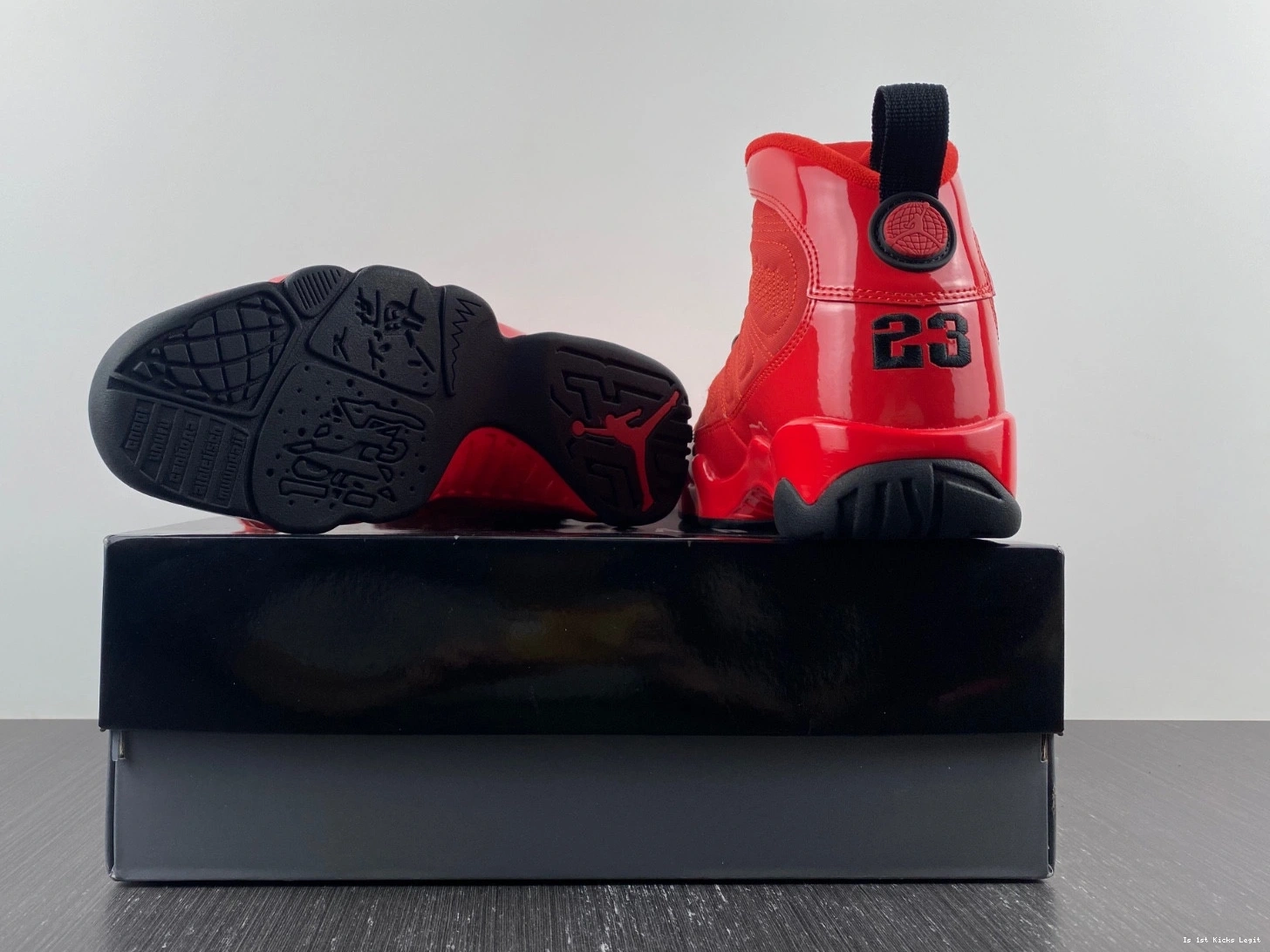 Jordan  CT8019-600 'Chile 9 Air Red' 0224